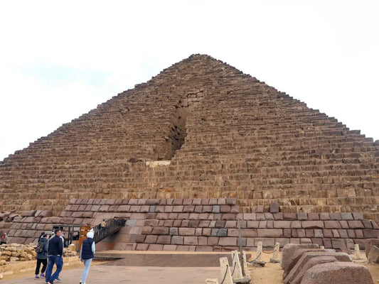 Giza Piramitlerinde Gizli Odalar Keşfedildi