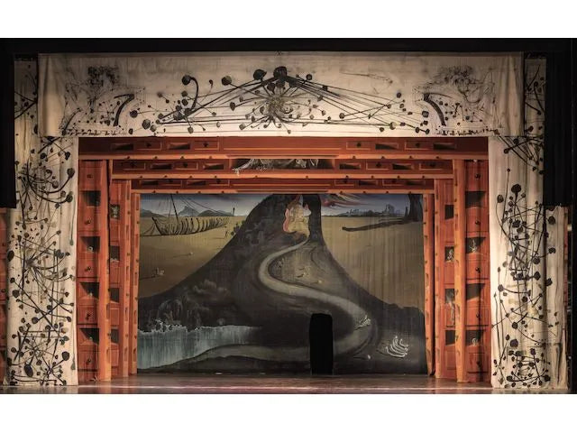 Salvador Dalí'nin En Büyük Tablosu Müzayedeye Çıkıyor